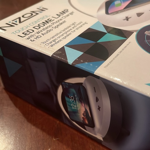 New in box Led Dome Lamp with Wireless Phone Charger and HD Audio Speaker - Picture 6 of 10